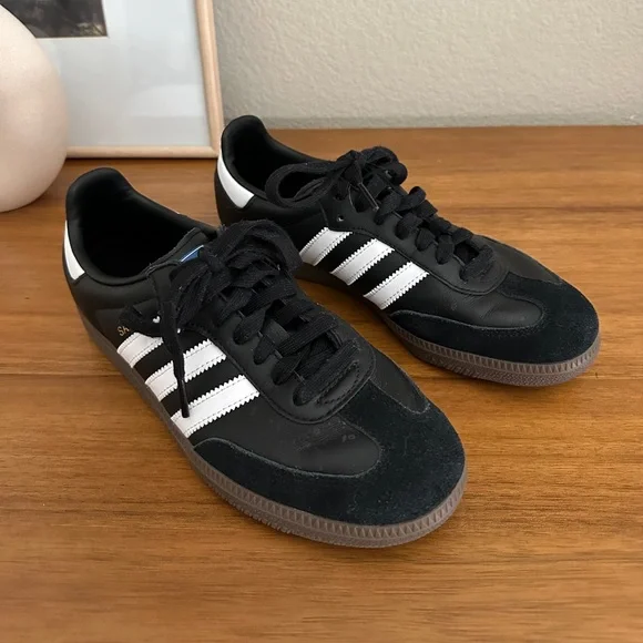 Adidas Samba OG Leather Sneakers Black White Size 7.5 Women's - Picture 1 of 5